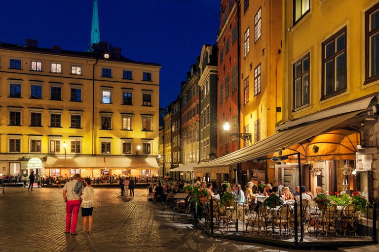 Restaurants and coffe shops at Stortorget