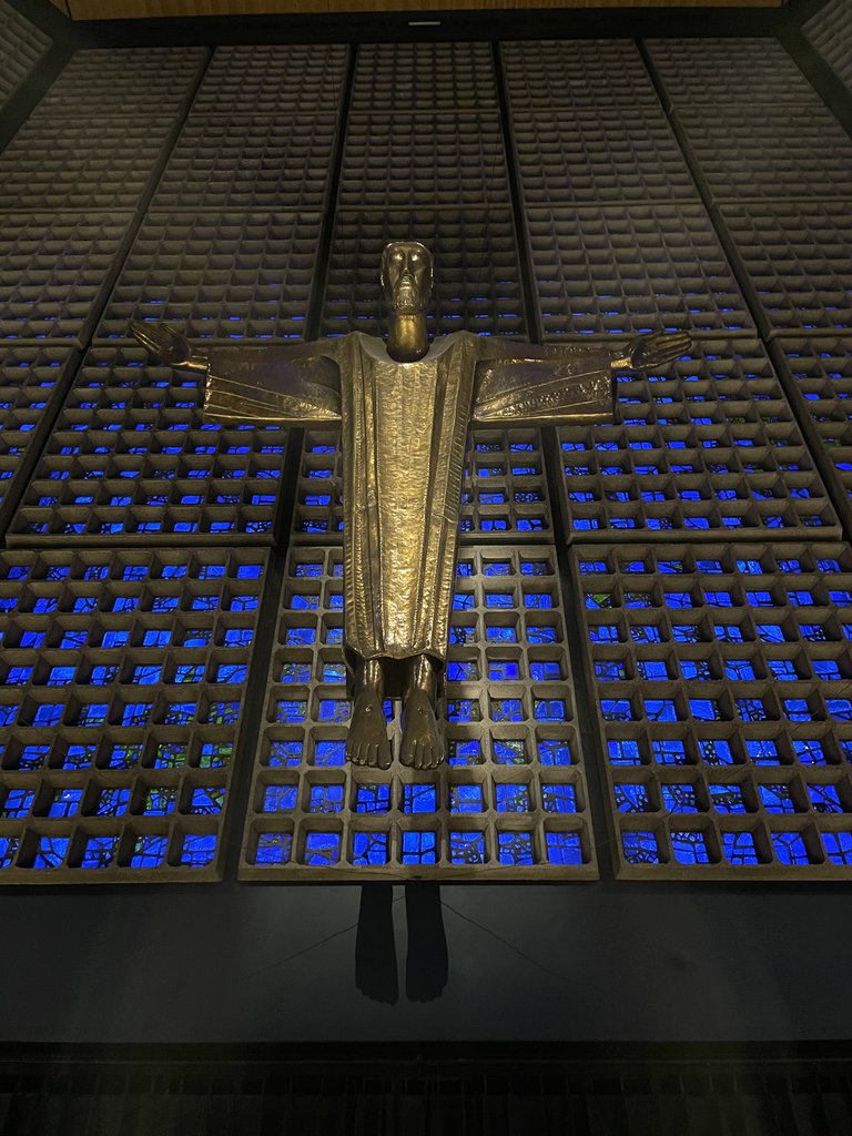 En skulptur av Jesus.