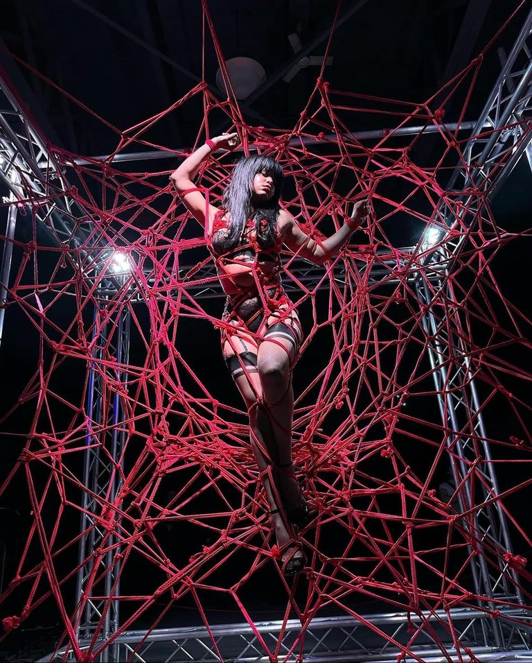 Marie Sauvage.jpg