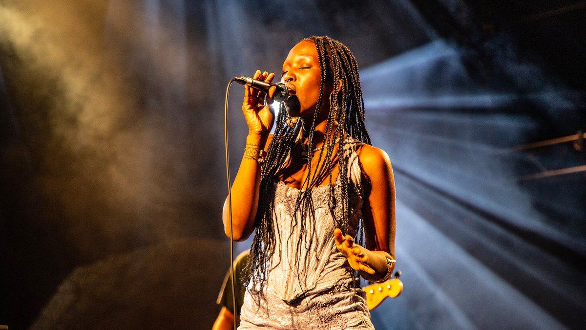 Bild till evenamnget Divine Earth (fka Muva of Earth)