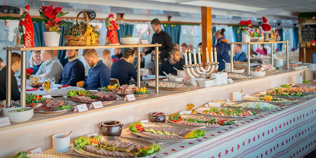 Christmas buffet evening cruise