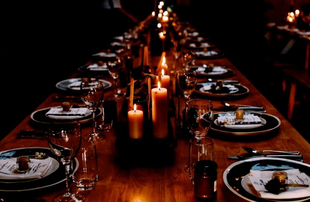 Dinner in Darkness in old town
