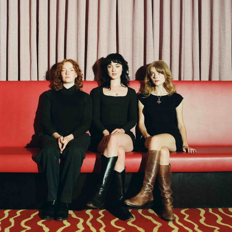 Folk Bitch Trio