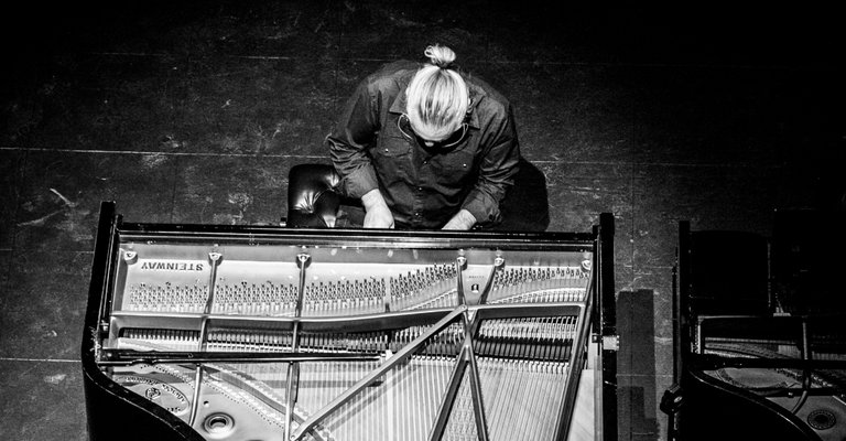 German Nager: Latinjazz på solopiano