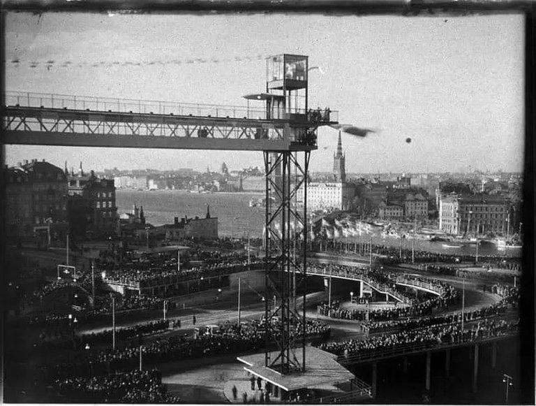 Gondolen Celebrates 90 Years