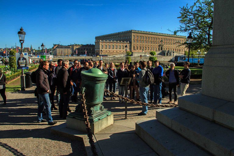 en grupp på en guidad tur