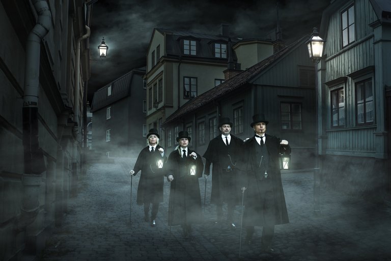 ghost walk 1 kopia.jpg
