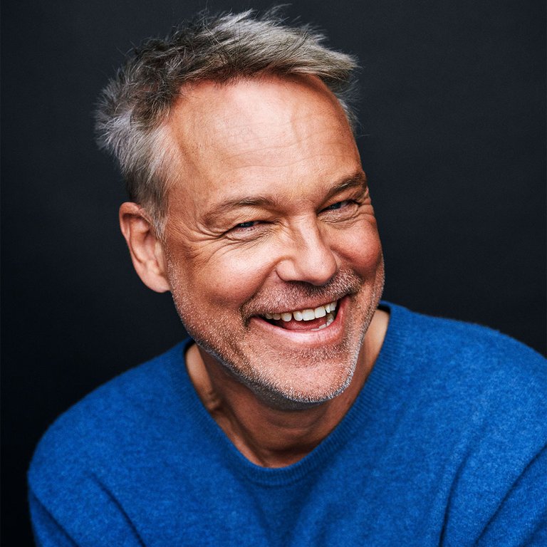 Laughing@Foresta with Henrik Schyffert