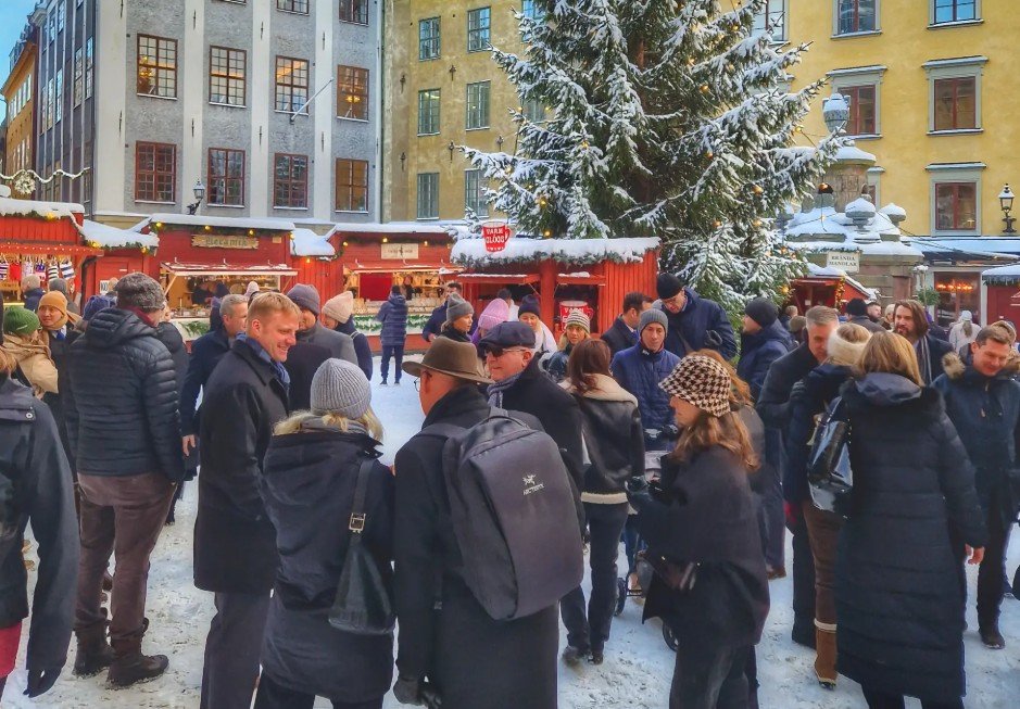 Tomtevandring jul Gamla stan.jpg