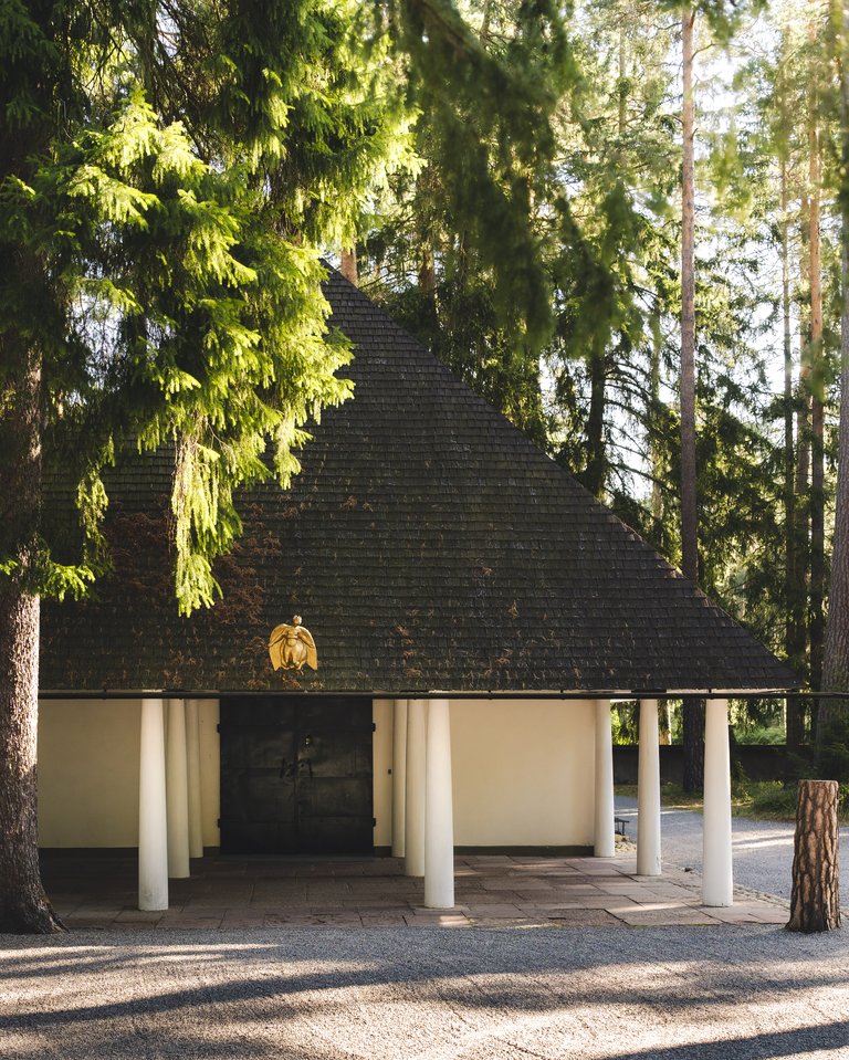 2024-08-25_SKOGSKYRKOGÅRDEN_4_4x5