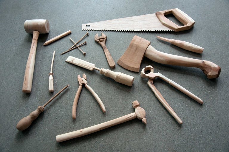 Man kan bara rädda det man älskar (2020) av Elin Magnusson. (Verktyg_05)